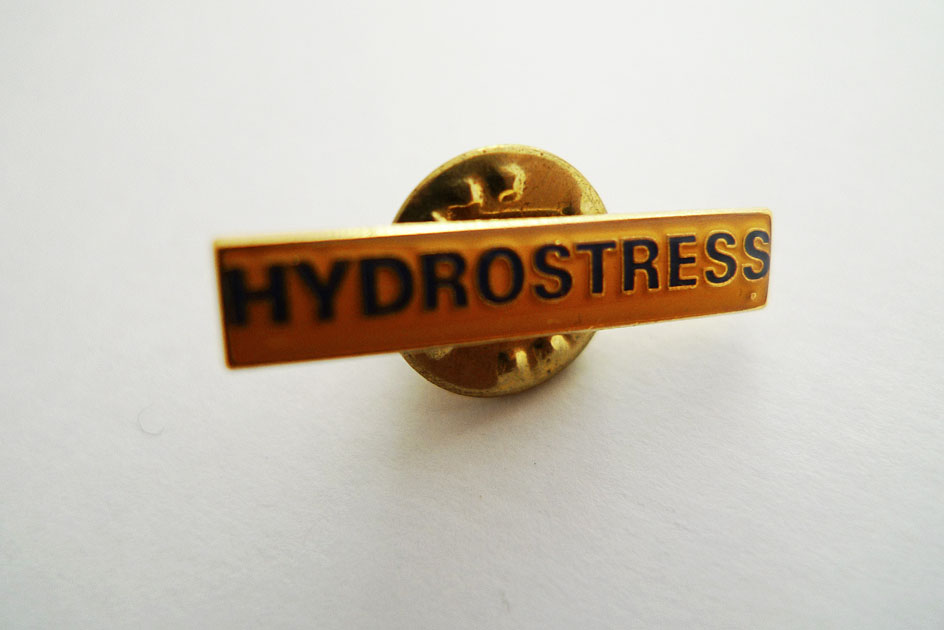 Pin Hydrostress