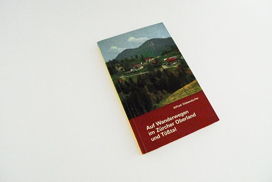 Auf Wanderwegen im Zürcher Oberland und Tösstal