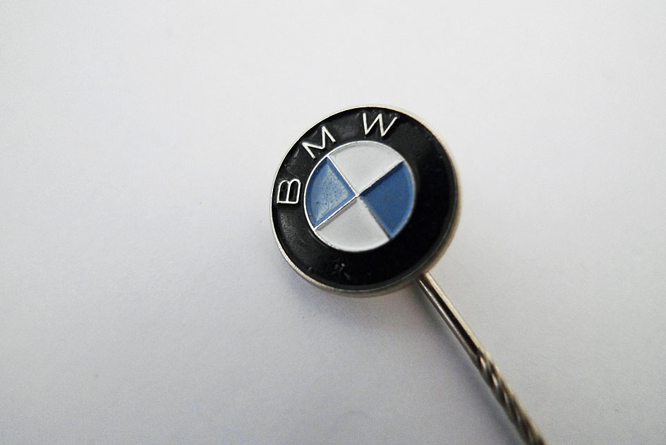 Pin BMW