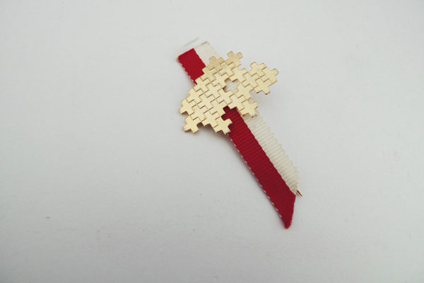 Pin 1. August 1974