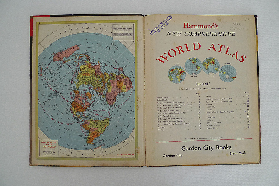 Hammonds New comprehensive World Atlas