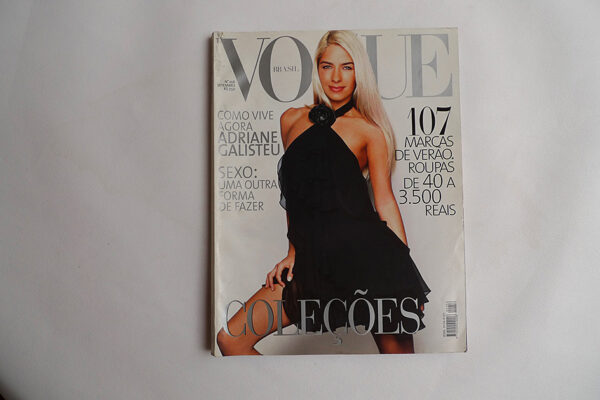 Vogue Brasil, 256; Adriane Galisteu