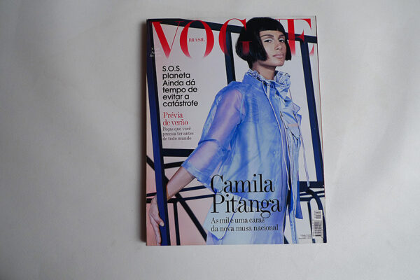 Vogue Brasil, 348; Camila Pitanga