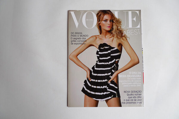 Vogue Brasil, ASBEST