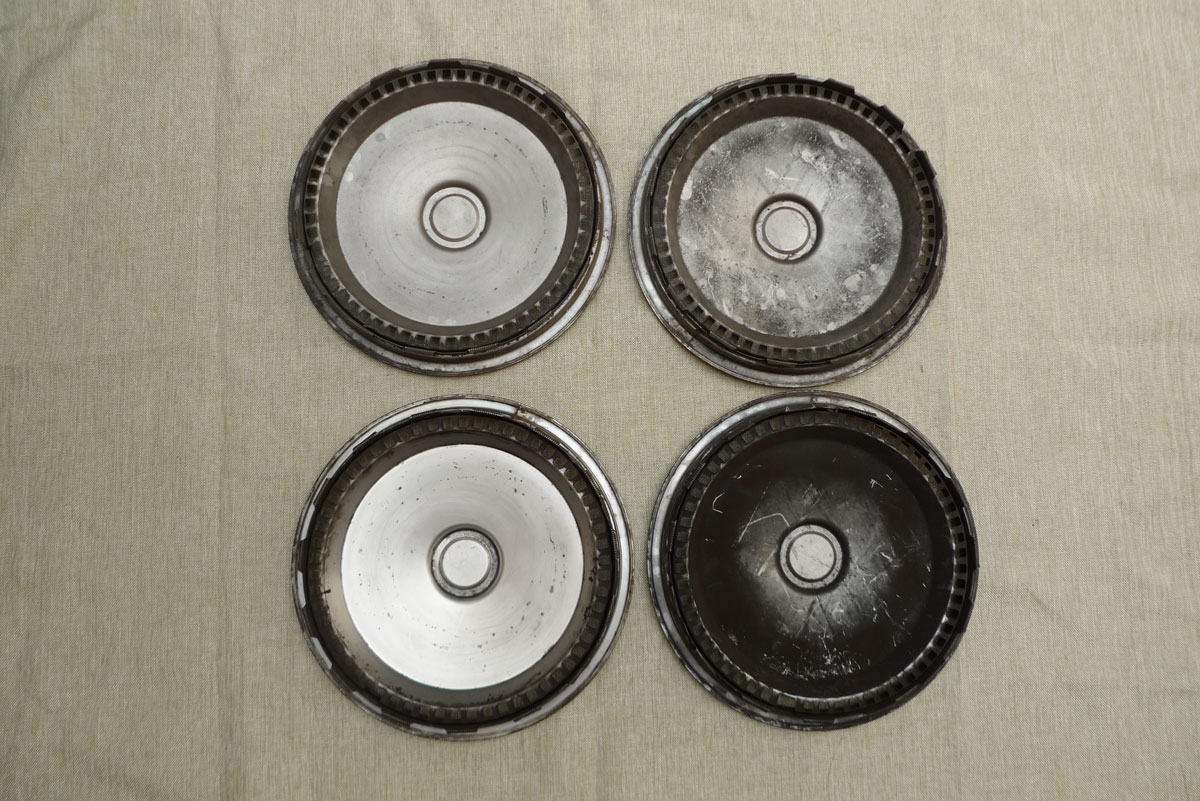 Dodge Polara 1800 – Jogo com 04 calotas