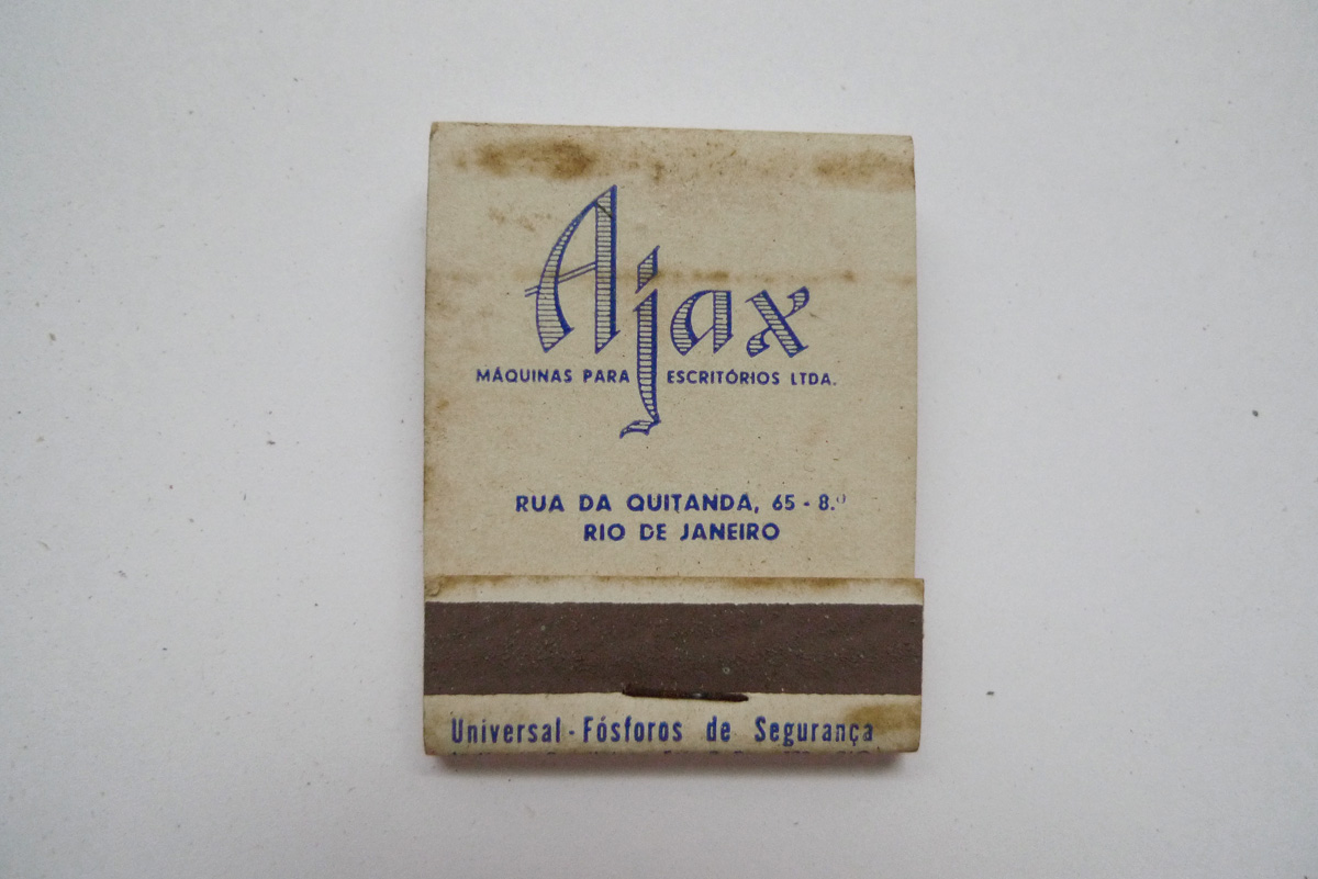 Ajax; Máquinas para escritórios Ltda.